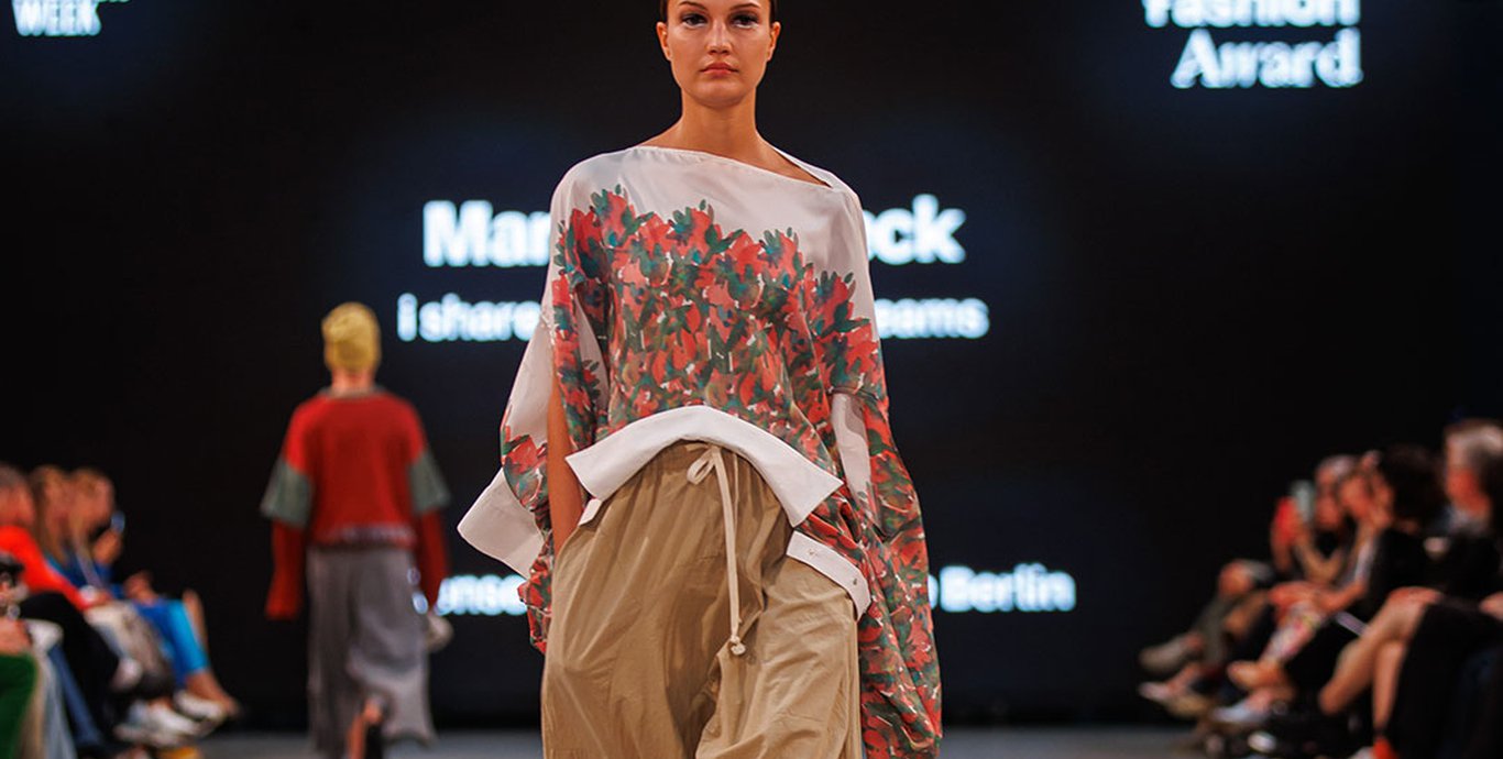 Model auf der Neo.Fashion.2024